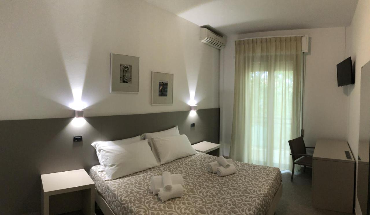 Vinsea Hotel بيلاريا-إيجيا مارينا المظهر الخارجي الصورة